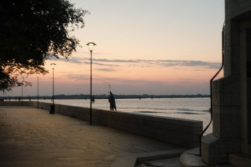 Caminata matutina por Murano
